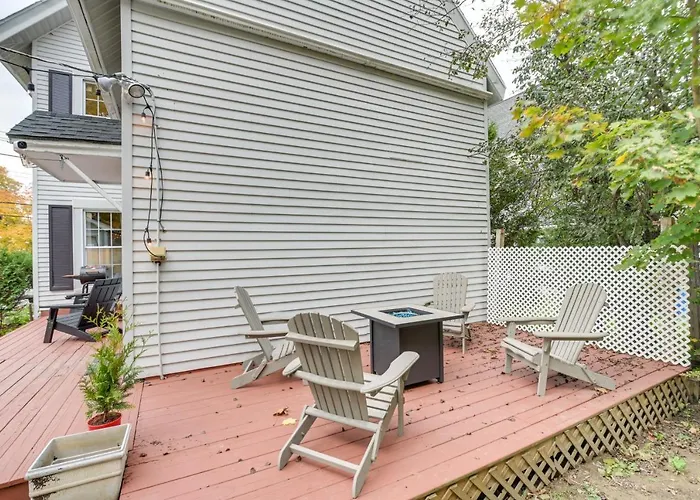 Charming Bangor Home W/ Deck < 1 Mi To Downtown