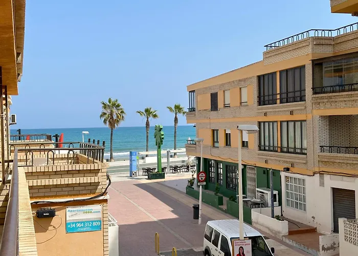 Apartamentos Bernat 3000