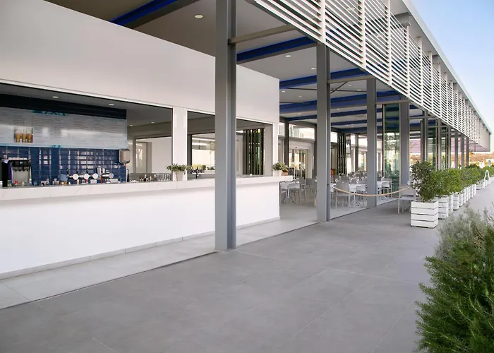 Hotel familiare: Asterias Beach Hotel