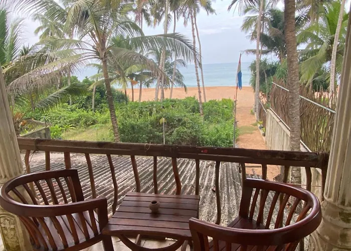 Induruwa Beach Villa