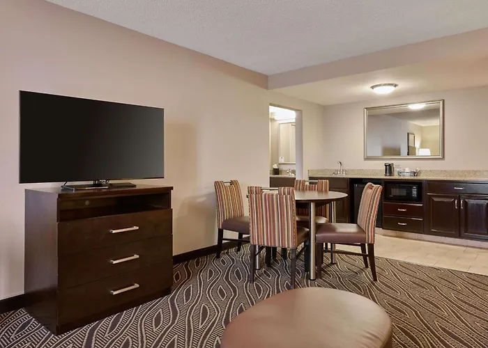 Hampton Inn Evansville Airport