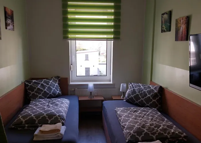 Ferienvermietung: Ferienwohnung Holzhausen