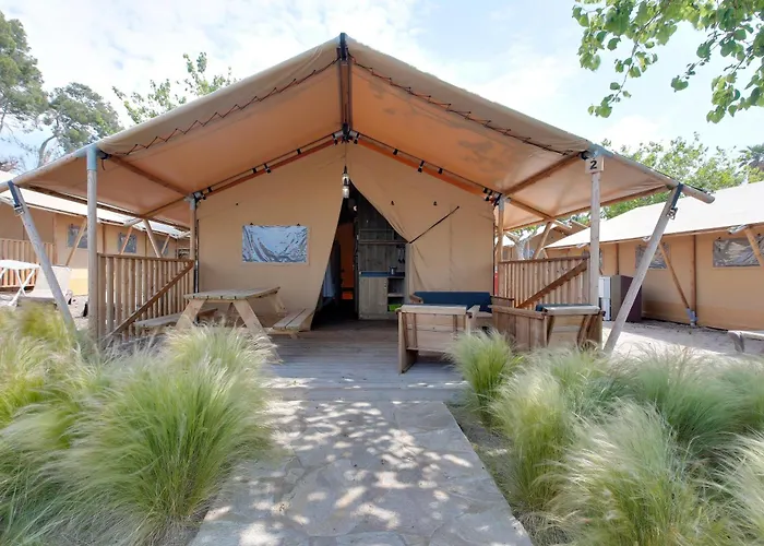 Camping& Sangulí