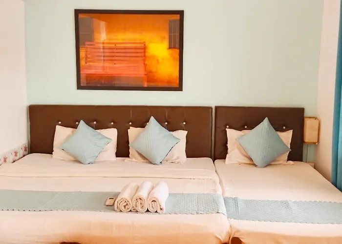 Hotel with view: Baga Beach Paradise