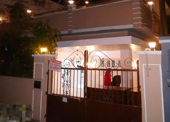 Villa: Janki Kunj Varanasi- 3 Room Home