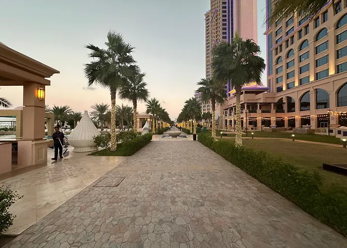 Fairmont Marina Abu Dhabi