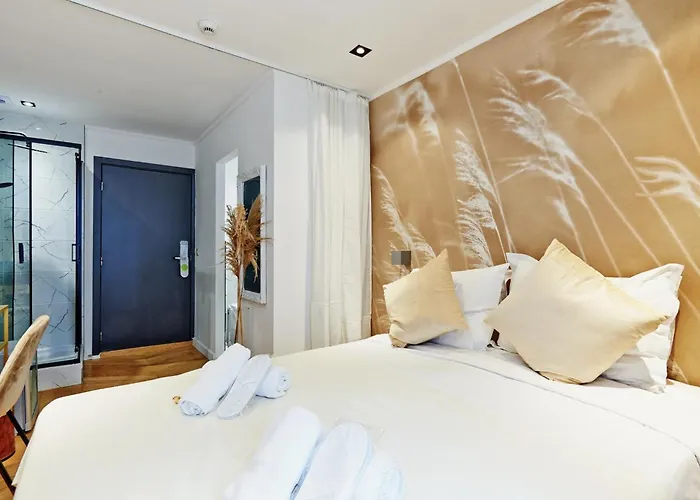 3 star hotel: Hotel Les Ecrins