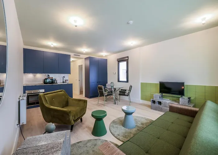 AmazINN Places Palacio Real