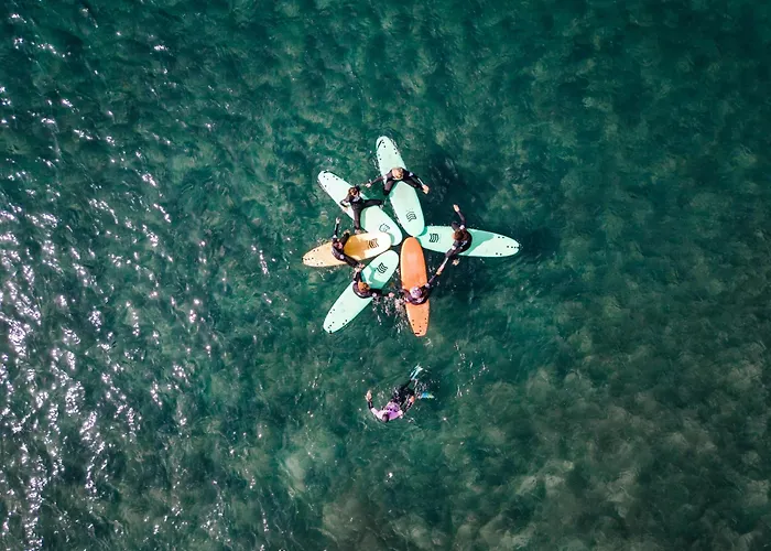 Salt Lips - Azores Surf Experience
