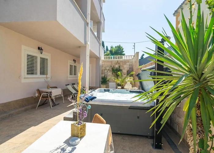 Apartments Villa Aura - Adult Only