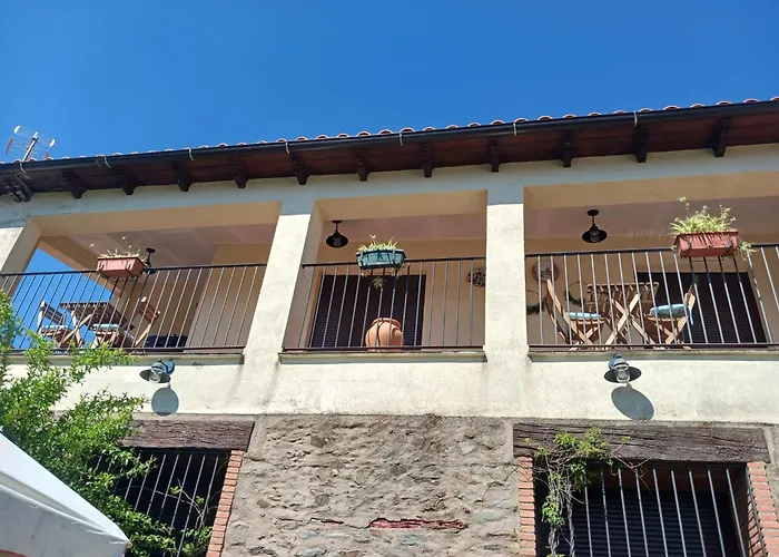 Villa con piscina: Casa Rural Leonor