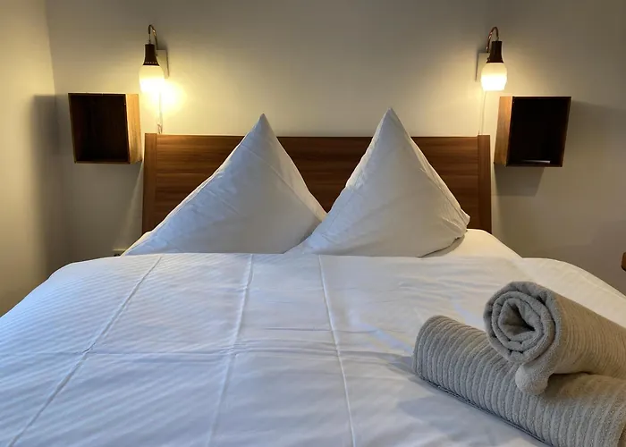 Minimal Hostel