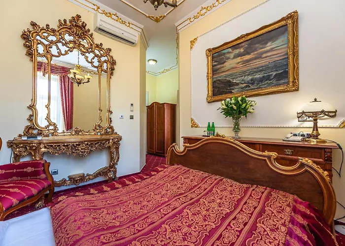 5-Sterne-Hotel: Hotel General Old Town Prague