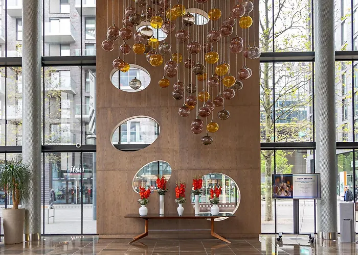 4 star hotel: Hilton London Wembley