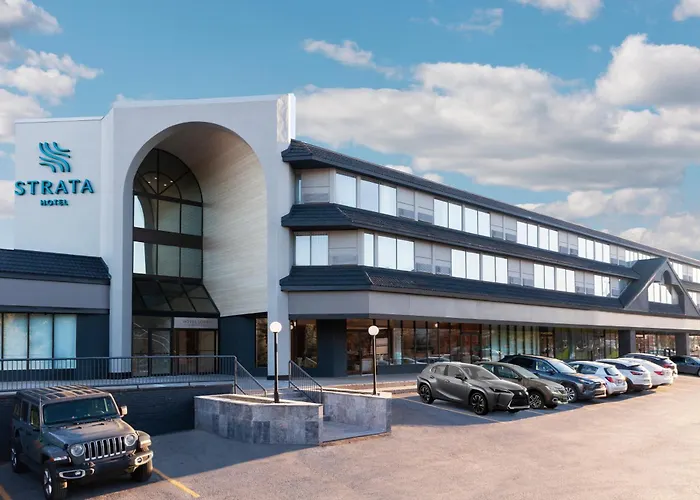 Cheap hotel: Strata Hotel