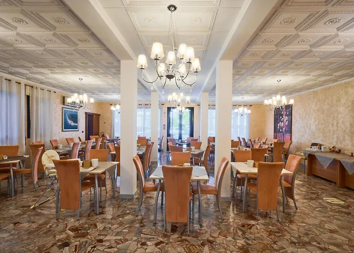 3-Sterne-Hotel: Hotel Villa Del Mar