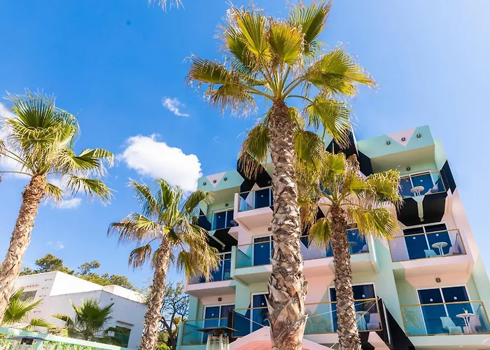 Wi-Ki-Woo Boutique Hotel