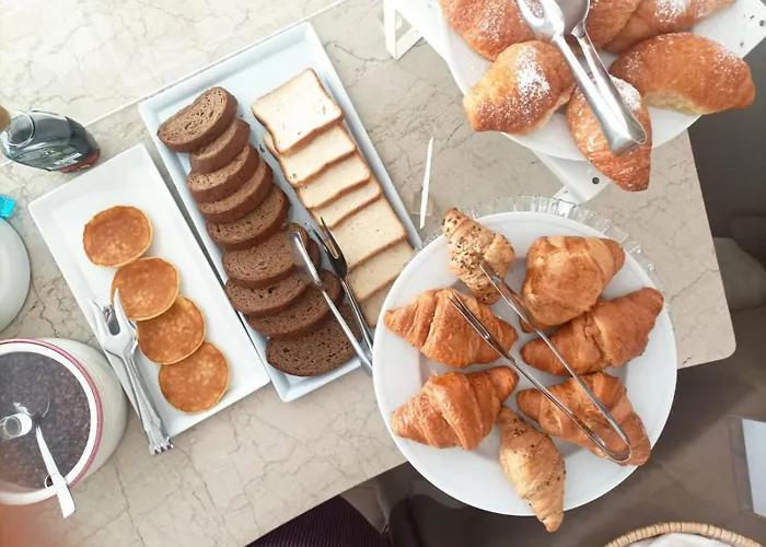 Hotel con piscina: Hotel Ascot