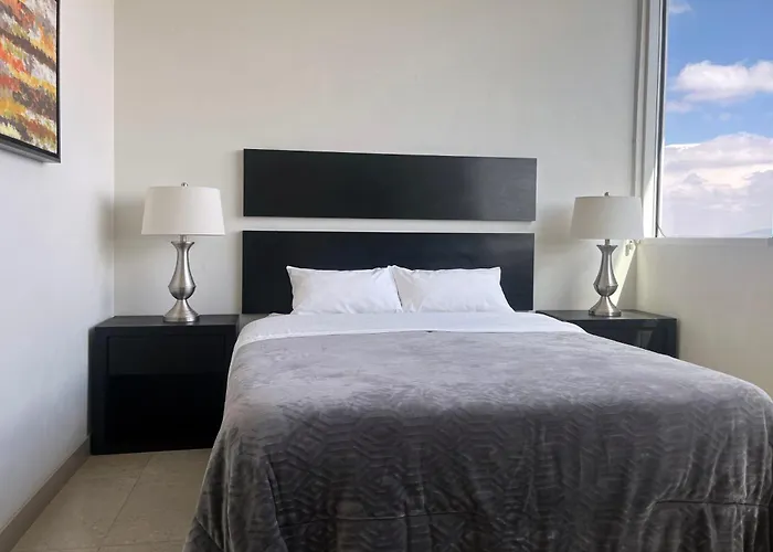  Laviu B&B Luxe Suites
