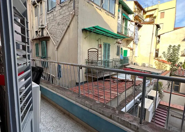 Dante Alighieri - Casa Babette