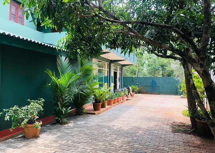 3 star hotels River Garden Anuradhapura