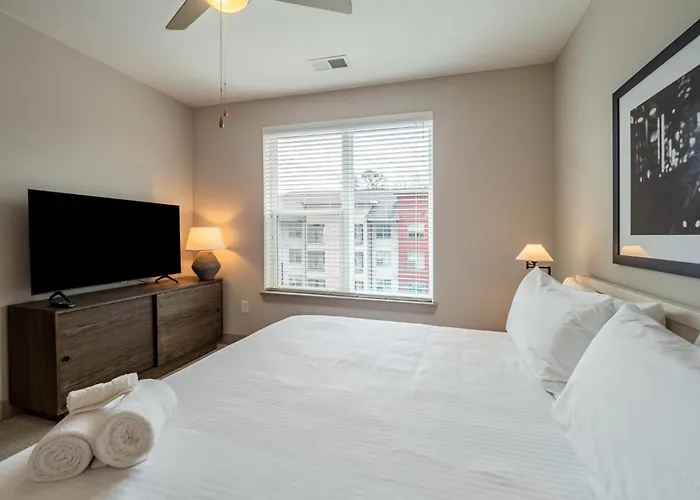 Modish And Spacious Apartments At The Exchange On Erwin In Durham, North Carolina