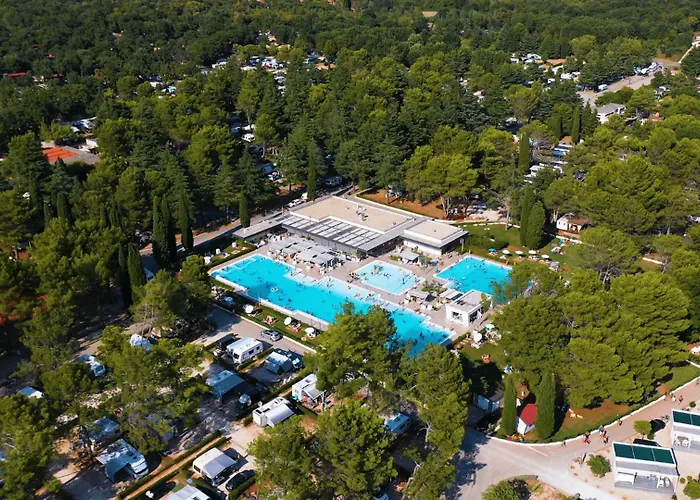 Luxe hotel: Easyatent Camping Valkanela