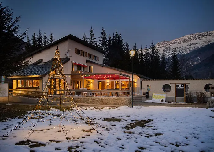 Camping Rcn Belledonne Le Bourg-dʼOisans
