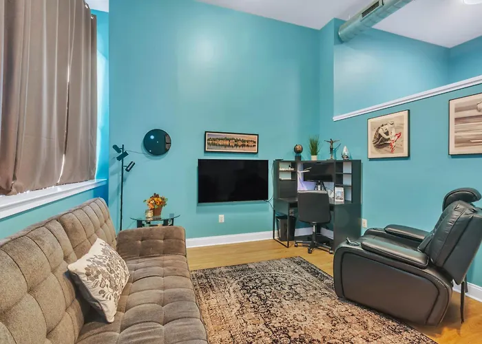 Vacation rental: Broad Street Apartment