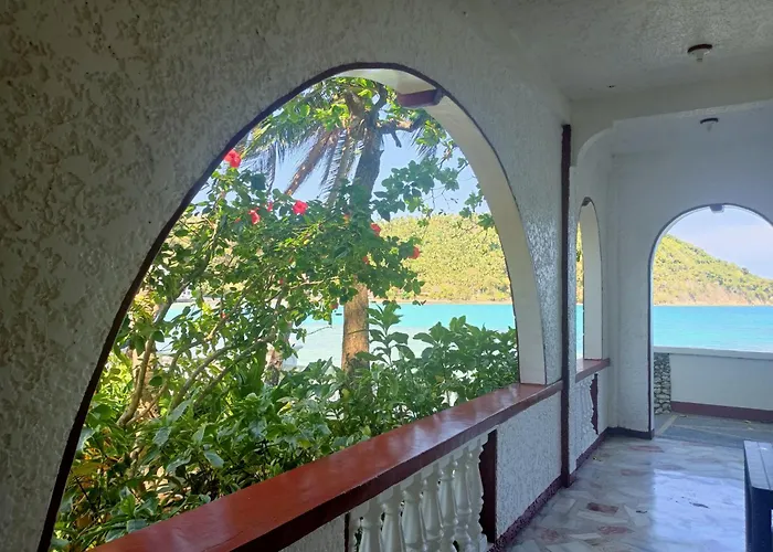 3 star hotel: Blue Crystal Beach Resort