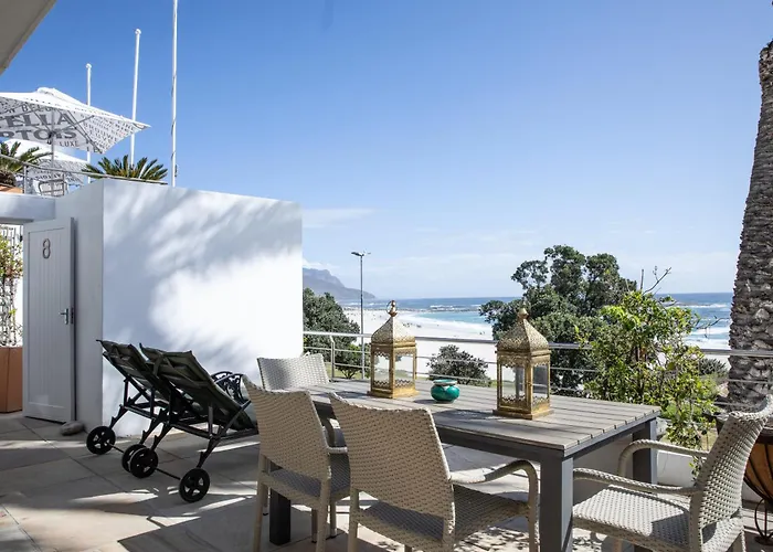 Sea Castle Hotel Camps Bay