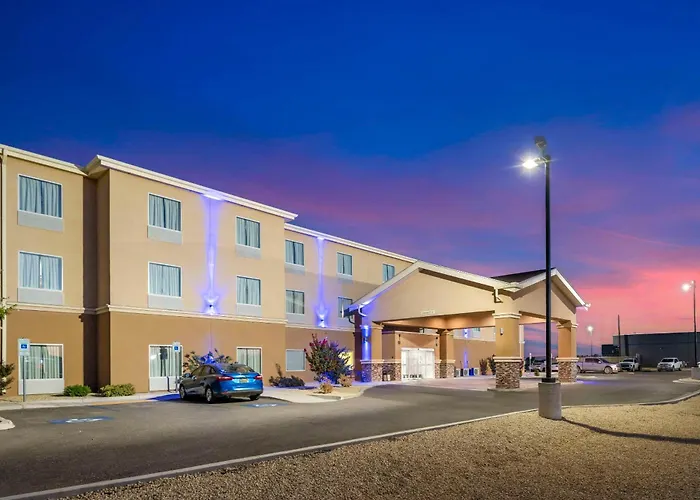 Beach hotel: Quality Inn & Suites Carlsbad Caverns Area