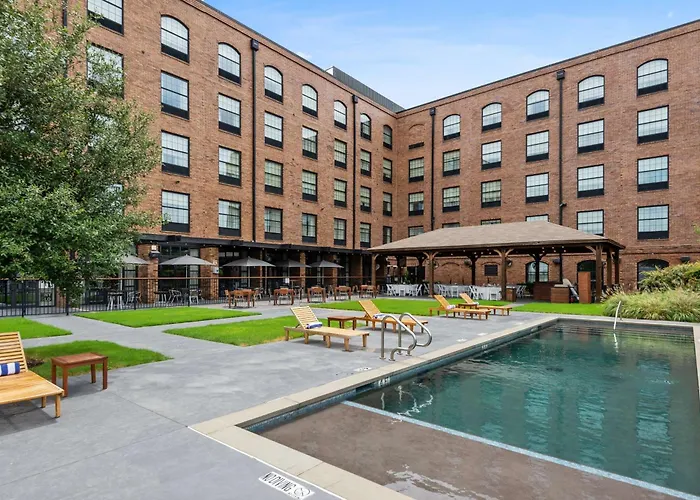 Luxury hotel only: Nylo Dallas Plano Hotel, Tapestry Collection By Hilton