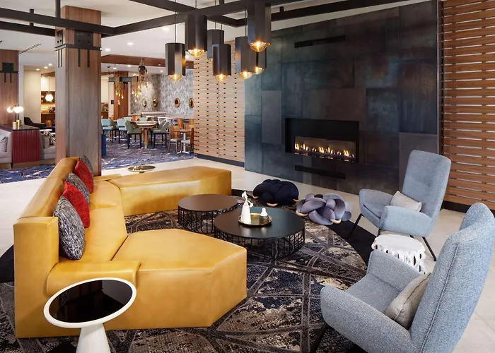 Hampton Inn Boston Seaport District