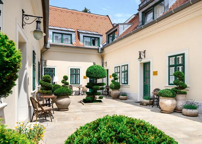  Maison Bistro &