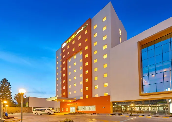 3 star hotel: City Express Junior By Marriott Leon Centro De Convenciones