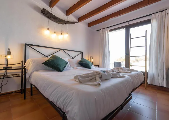 Hostal Restaurante Pou des Lleó Sant Carles de Peralta