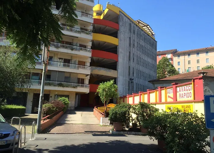 Casa degli ospiti: White Ribbon