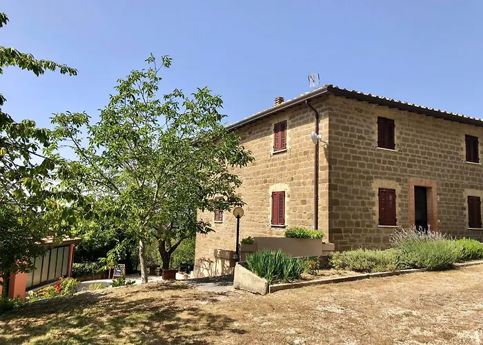 Hotel 3 stelle: Agriturismo Tra Le Colline