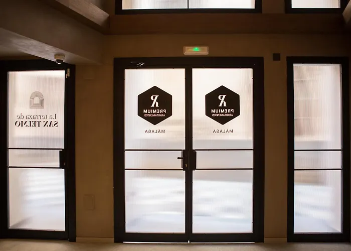 Apartamentos Malaga Premium - Calle San Telmo