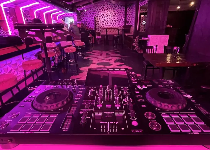 Beach hotel: The Chelsean New York