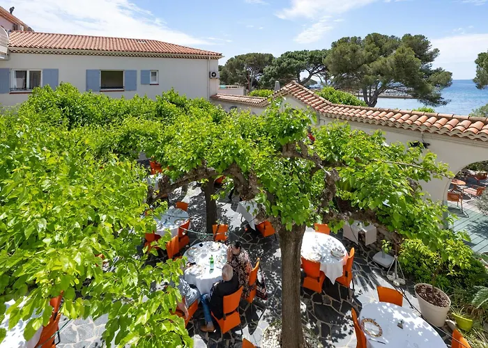 Hôtel bon marché: Logis Hotel Le Provencal