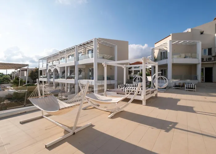 4 sterren hotel: Dimitrios Village Beach Resort