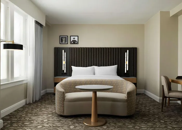 Hotel Flor Tampa Downtown, Tapestry Collection By Hilton
