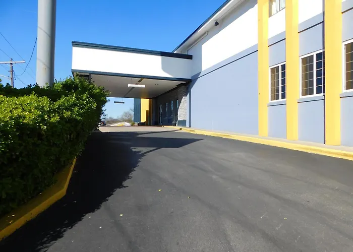 Quality Inn & Suites Morgantown - University Area