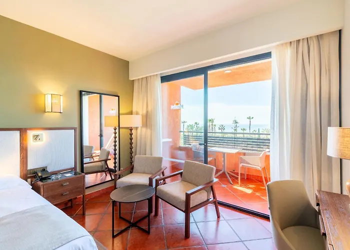 Hoteles con Jacuzzi Puerto Antilla Grand