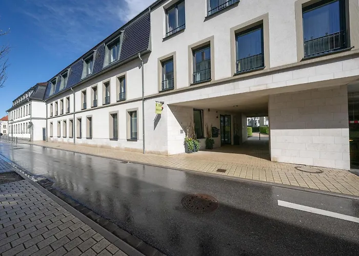 Am Schloss