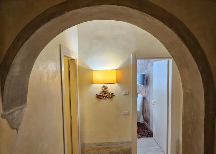 San Lorenzo Apartments