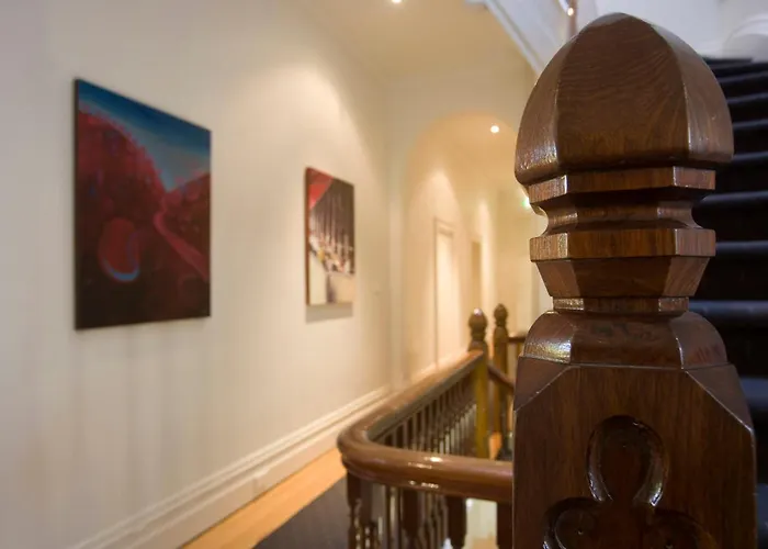 Family Hotel: Auldington Hotel