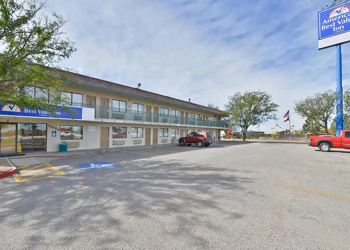 Americas Best Value Inn Airport/Grand Street